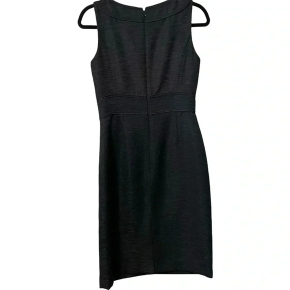 Tahari Arthur S.Levine Fitted Black And Gold Textured Sleeveless Dress Size 2 - Picture 2 of 9